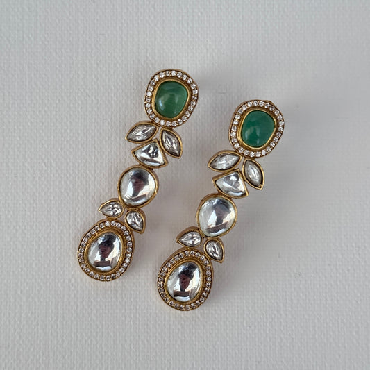 The Celeste Kundan Set - close-up detail of handcrafted Kundan work