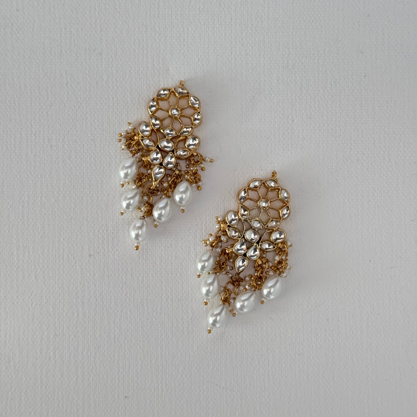 The Aaravi Gold Bloom Choker Set - close-up of gold bloom details