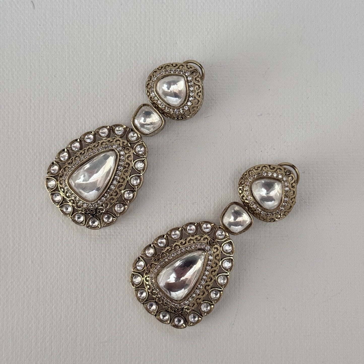 The Myra Silver Dynasty Set - close-up of silver finish details