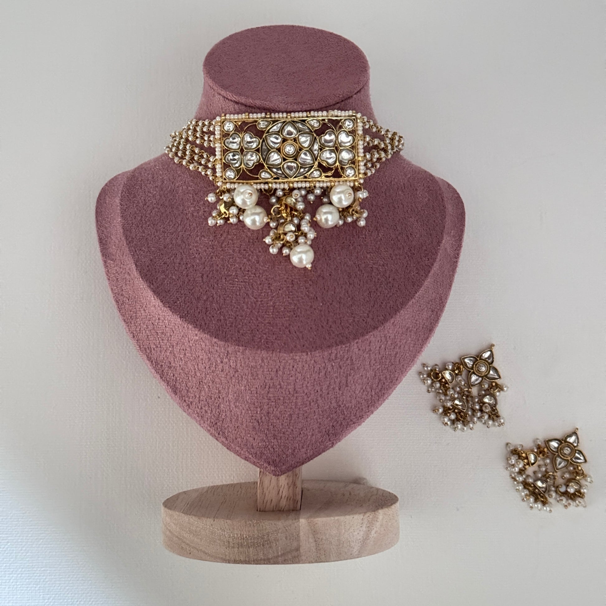 The Riva Noor Mahal Set - full necklace and earring set